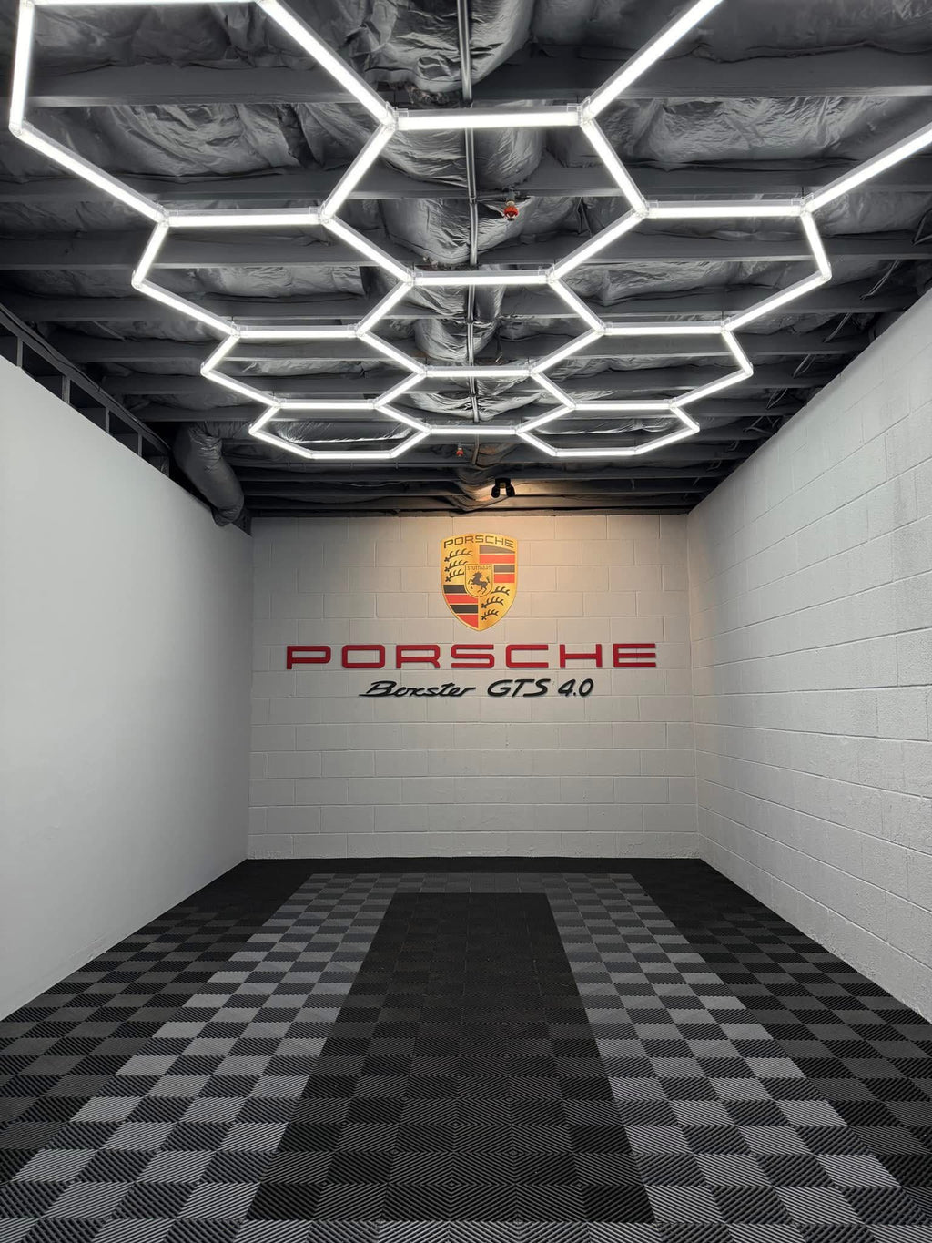 Porsche Metal Letter & Crest Wall Sign Set – High-End Garage Wall Art Decor