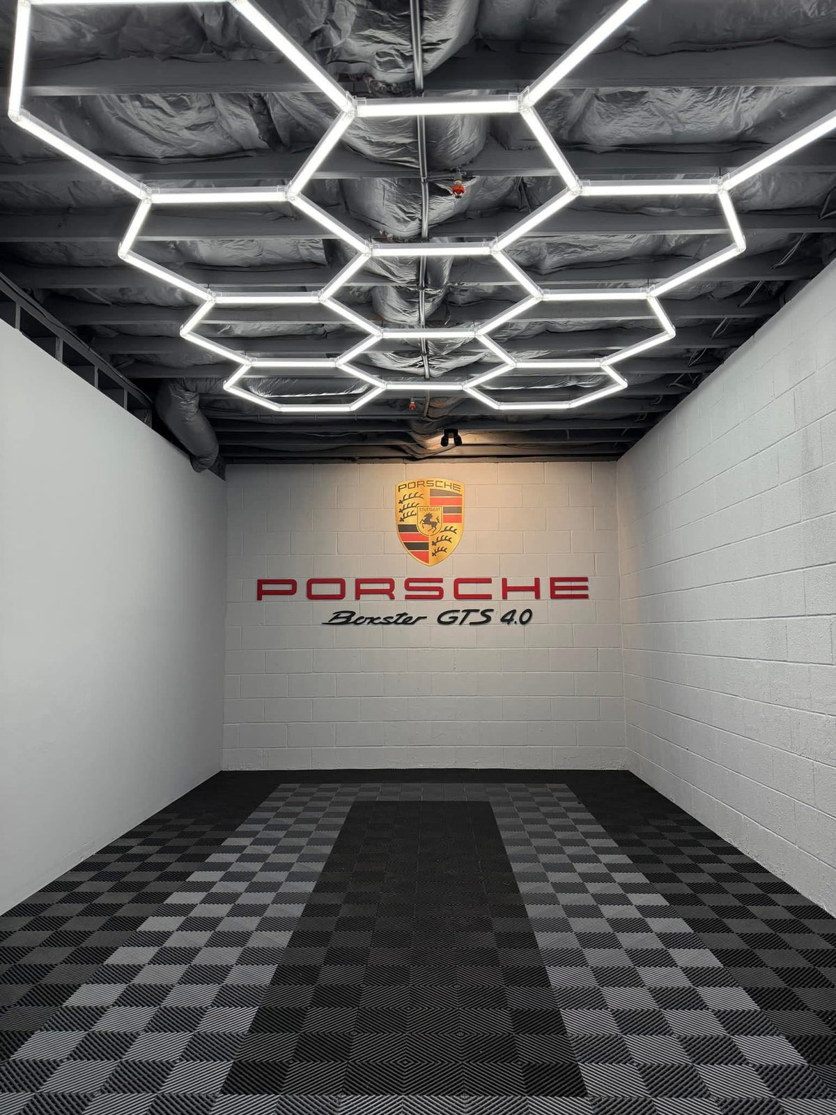 Porsche Metal Letter & Crest Wall Sign Set – High-End Garage Wall Art Decor
